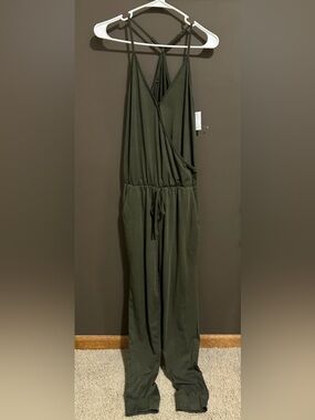Women’s medium Olive Green Jumpsuit with Drawstring Waist
